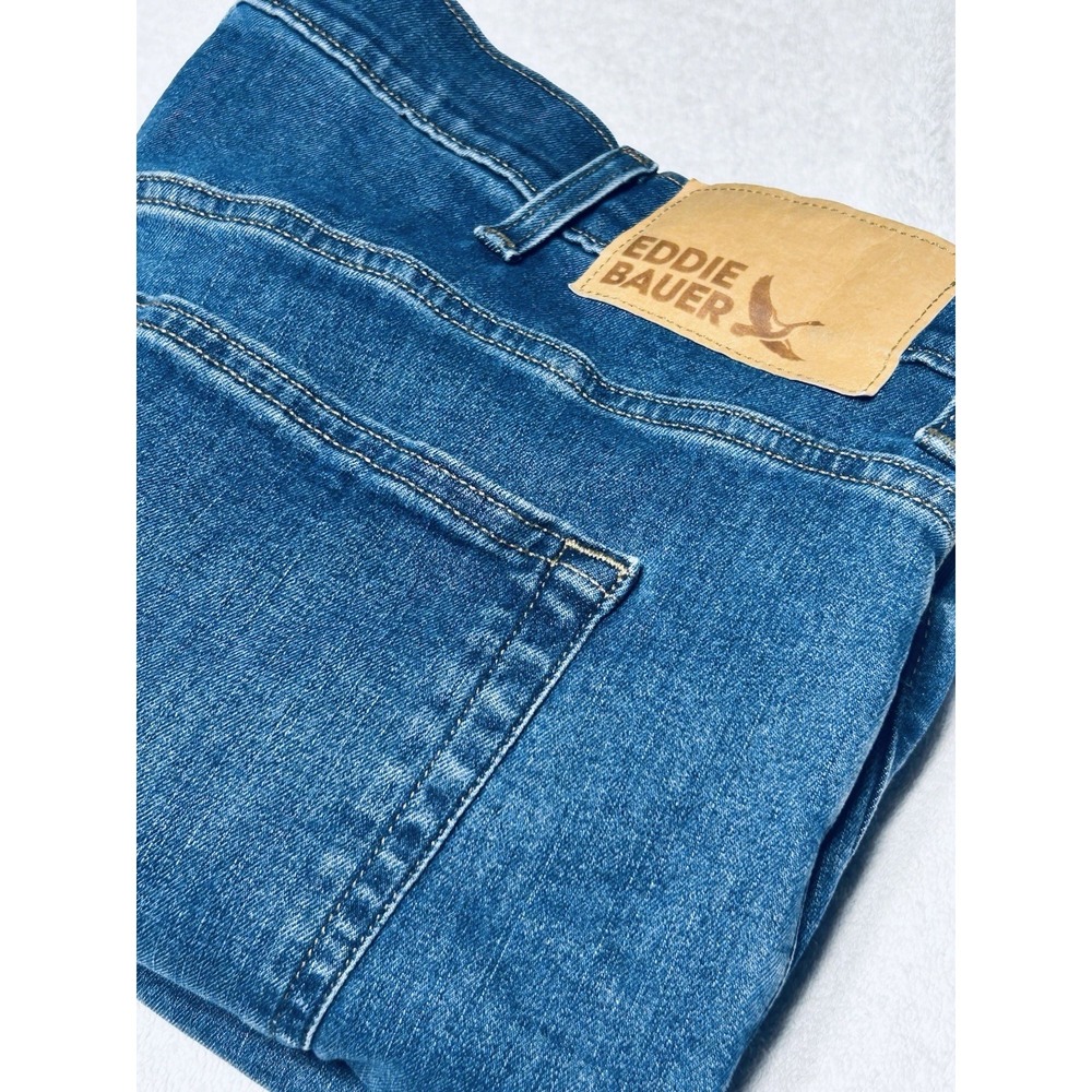 Eddie Bauer Mens Jeans 42x30 Medium Wash Stretch Straight Denim Flawless